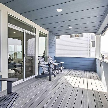 Modern Oregon Retreat W/ Deck, Hot Tub, Ocean View Depoe Bay Extérieur photo